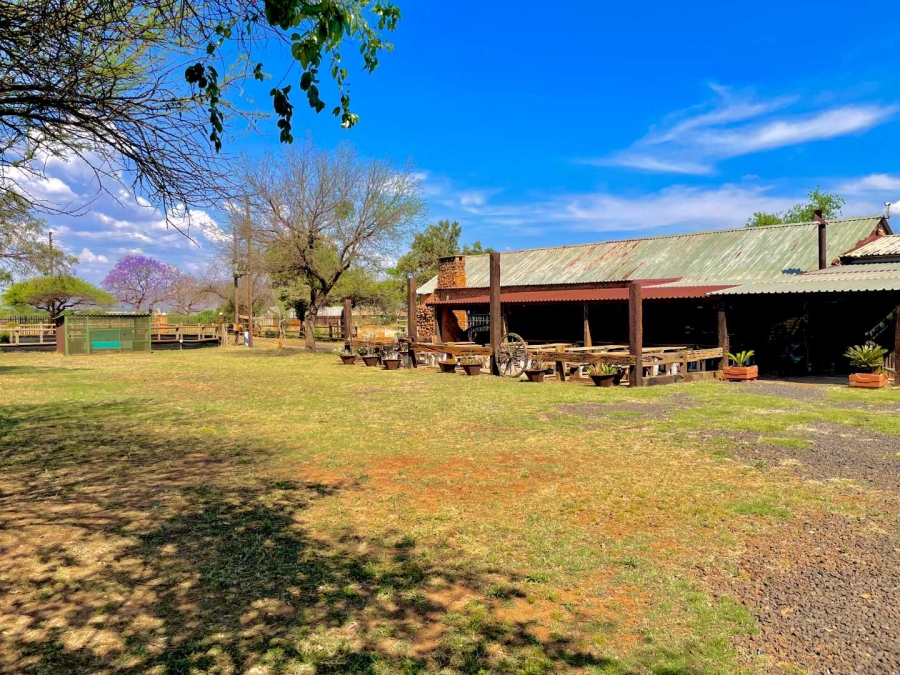 Commercial Property for Sale in Melodie North West